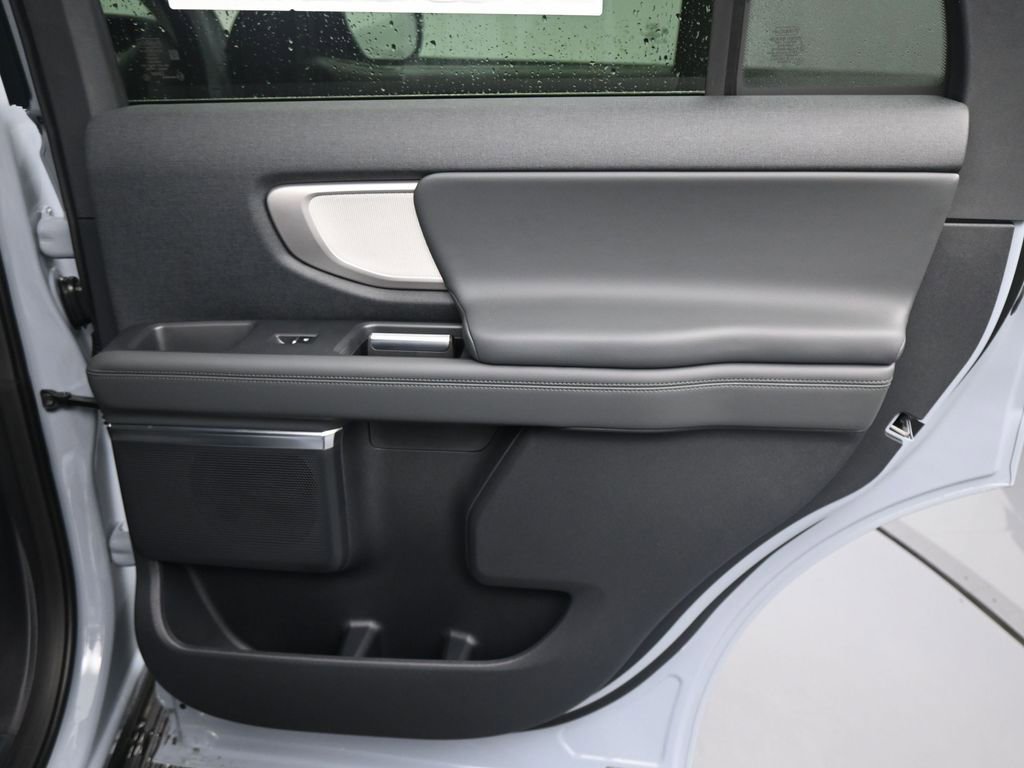 New 2026 Ford Expedition Active image 19