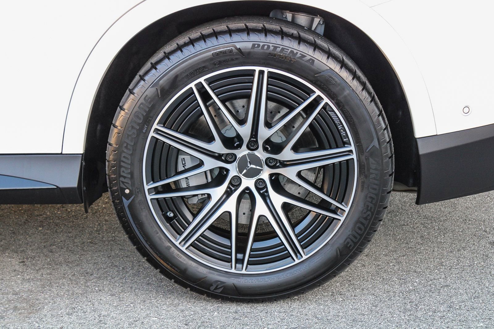 New 2026 Mercedes-Benz GLC 43 AMG 4MATIC image 10