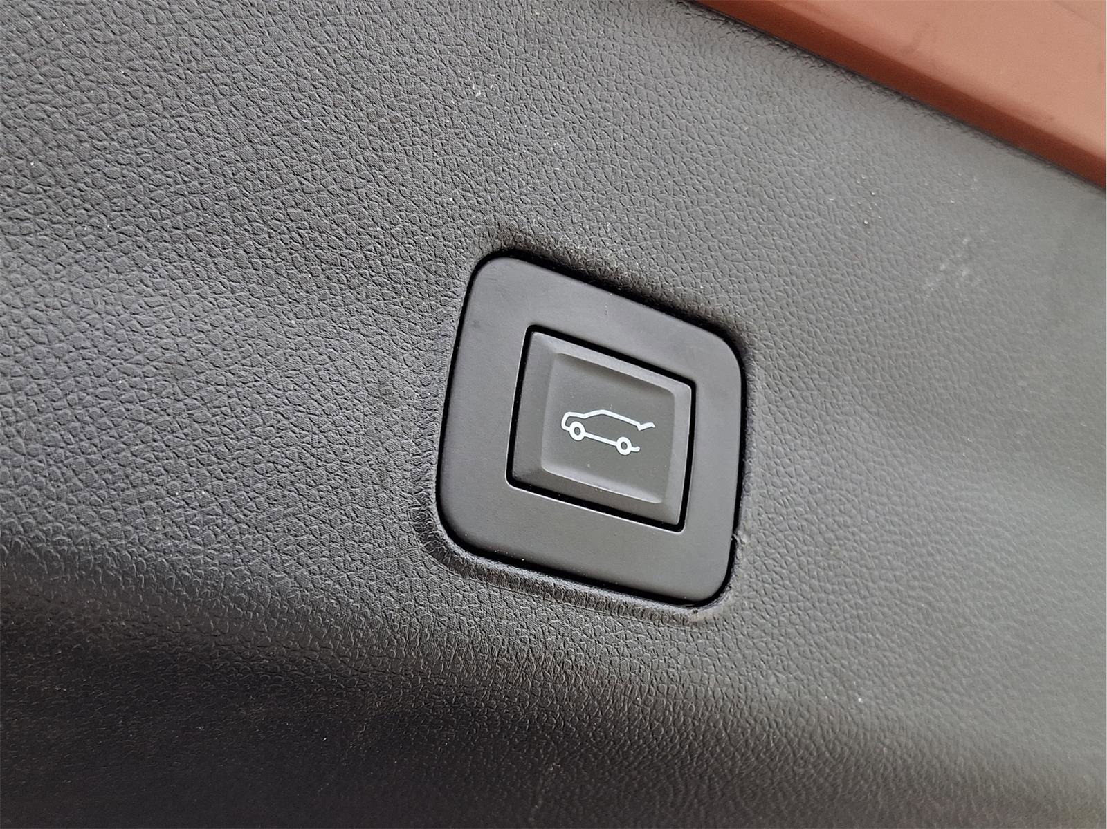 Used 2022 Chevrolet TrailBlazer LT w/ Sun and Liftgate Package AWD/4WD image 48