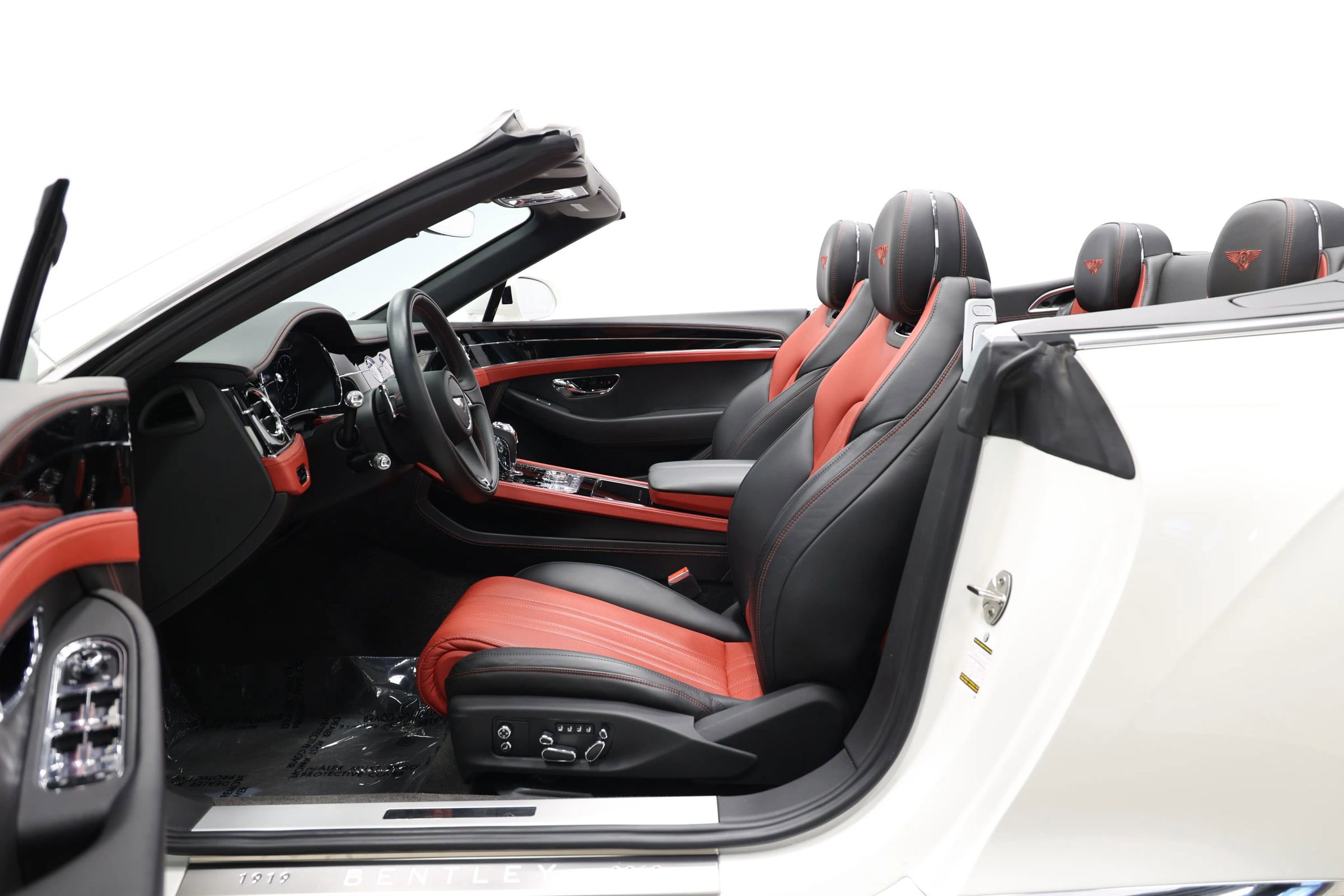 Used 2020 Bentley Continental GT V8 image 17