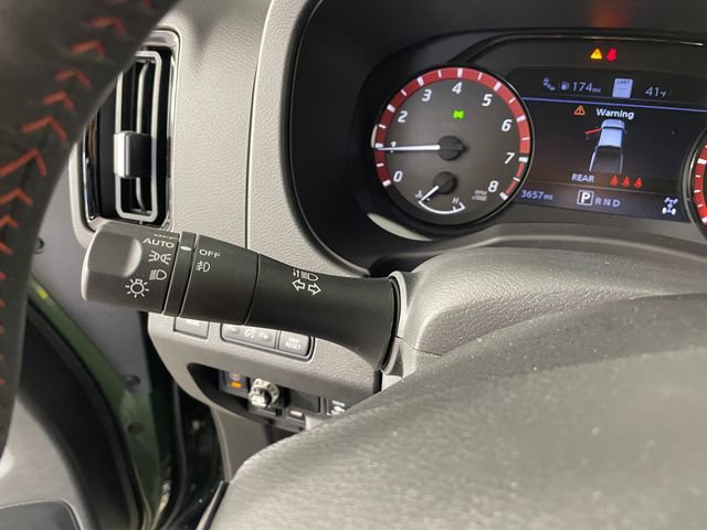 Used 2025 Nissan Frontier PRO-4X w/ Pro Premium Package image 13