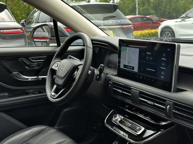 Certified 2024 Lincoln Corsair AWD image 33