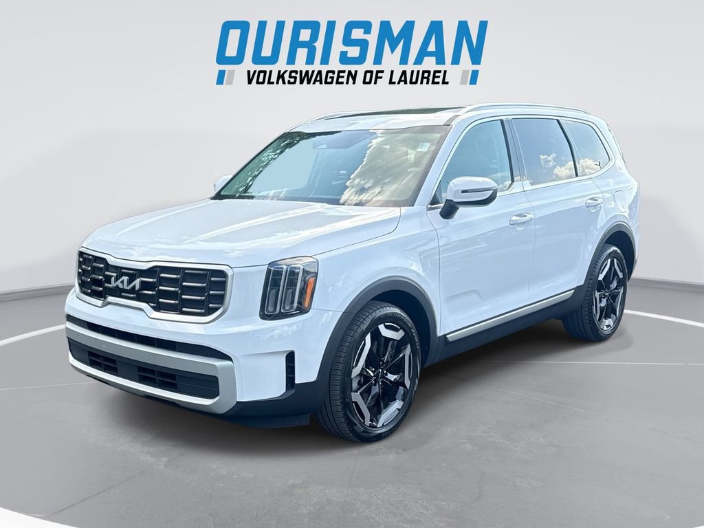 Used 2025 Kia Telluride S AWD/4WD image 1