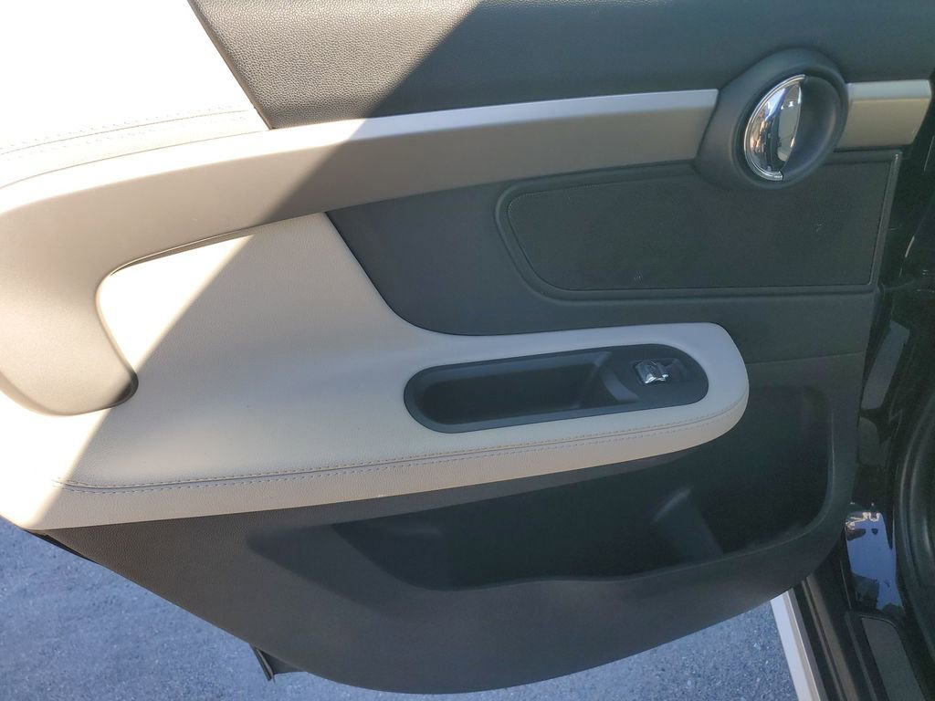 Used 2023 MINI Cooper Countryman S w/ Signature Upholstery Package image 43