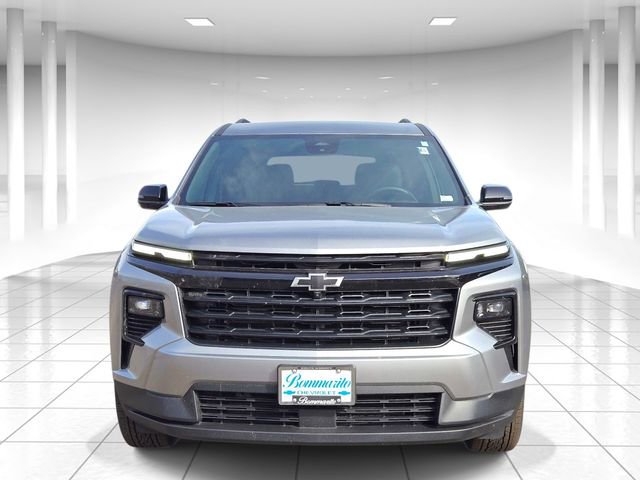 Used 2026 Chevrolet Traverse LT w/ Midnight/Sport Edition FWD image 5
