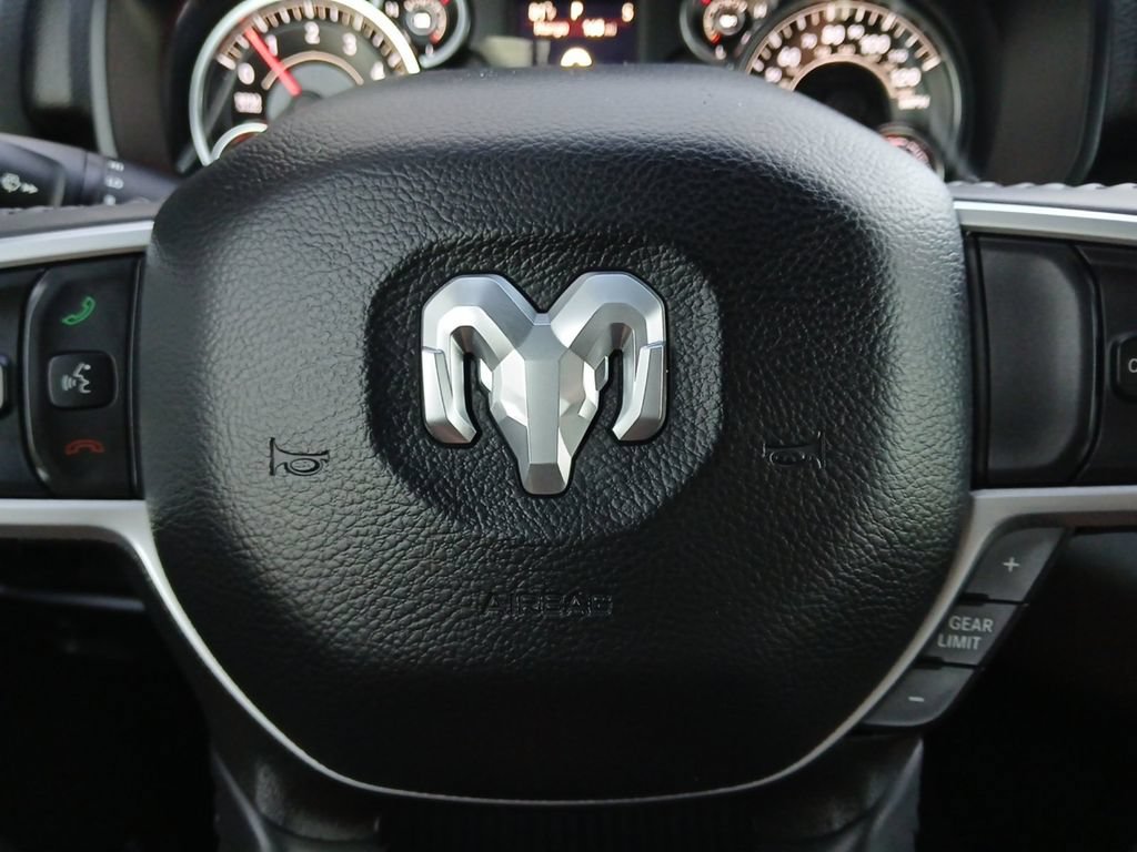 Used 2023 RAM 1500 Lone Star AWD/4WD image 5