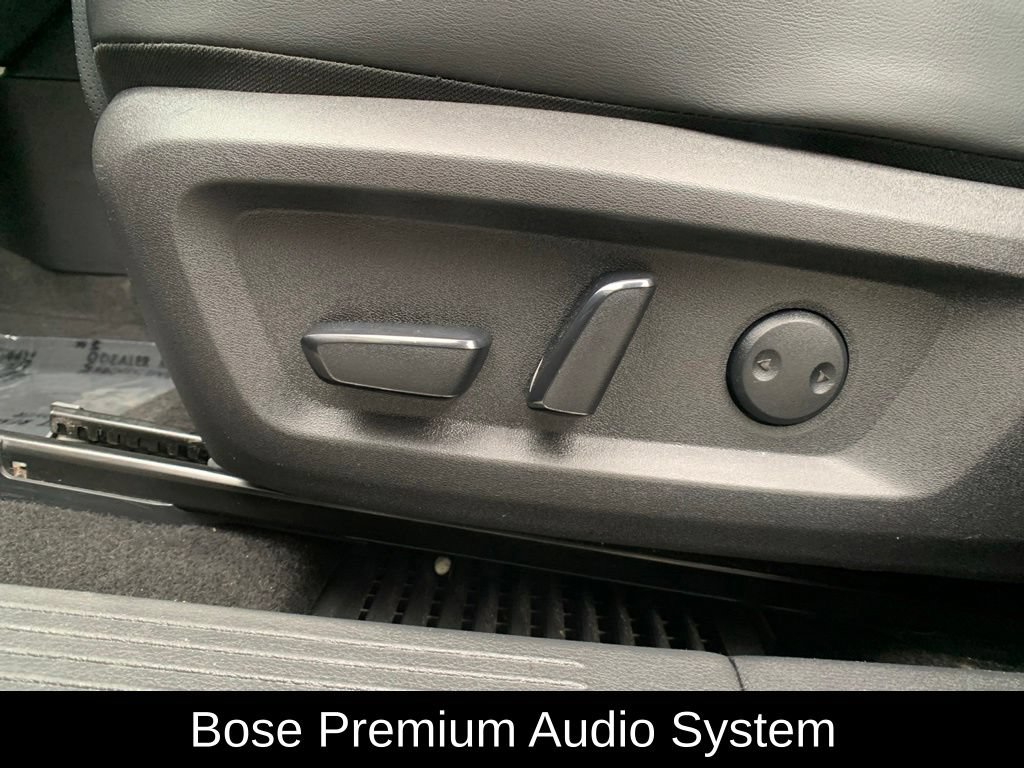 Certified 2023 Nissan Rogue Platinum w/ Platinum Premium Package AWD/4WD image 16