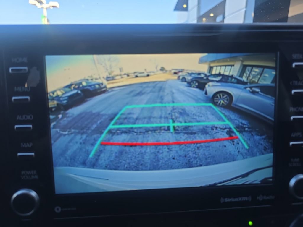 Used 2021 Toyota Highlander XLE image 23