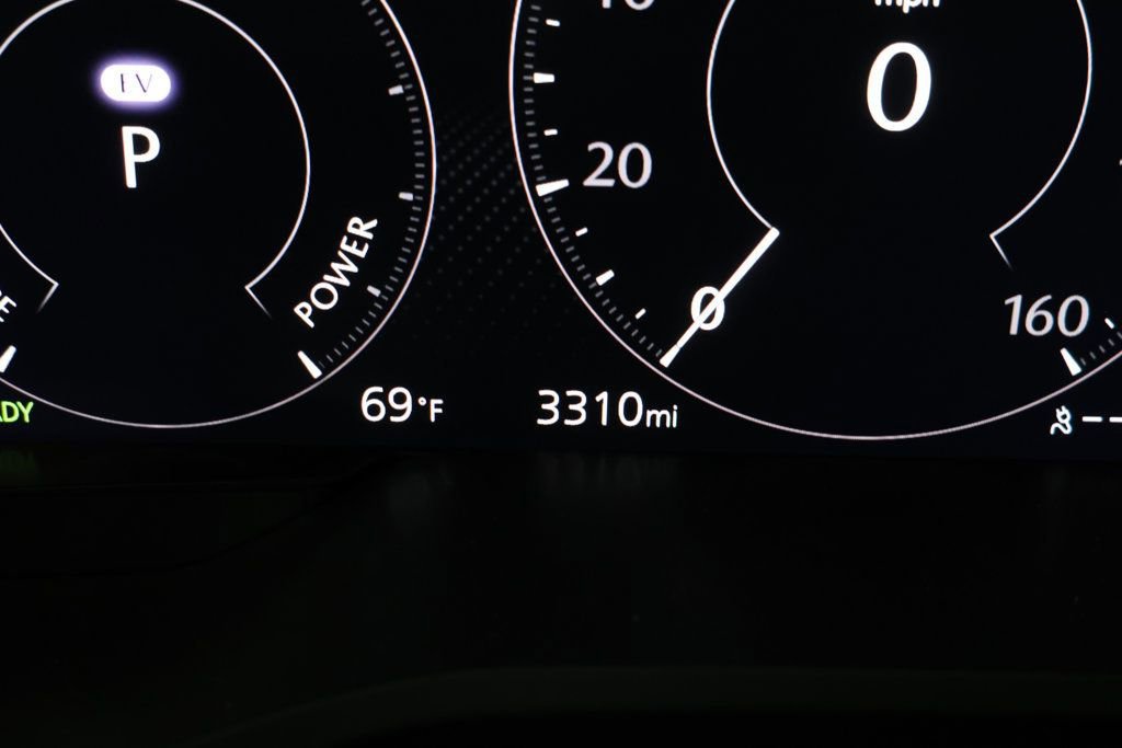 Used 2025 MAZDA CX-70 Plug-In Hybrid w/ Premium Pkg image 16