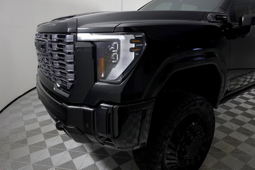 Used 2026 GMC Sierra 3500 Denali Ultimate image 48