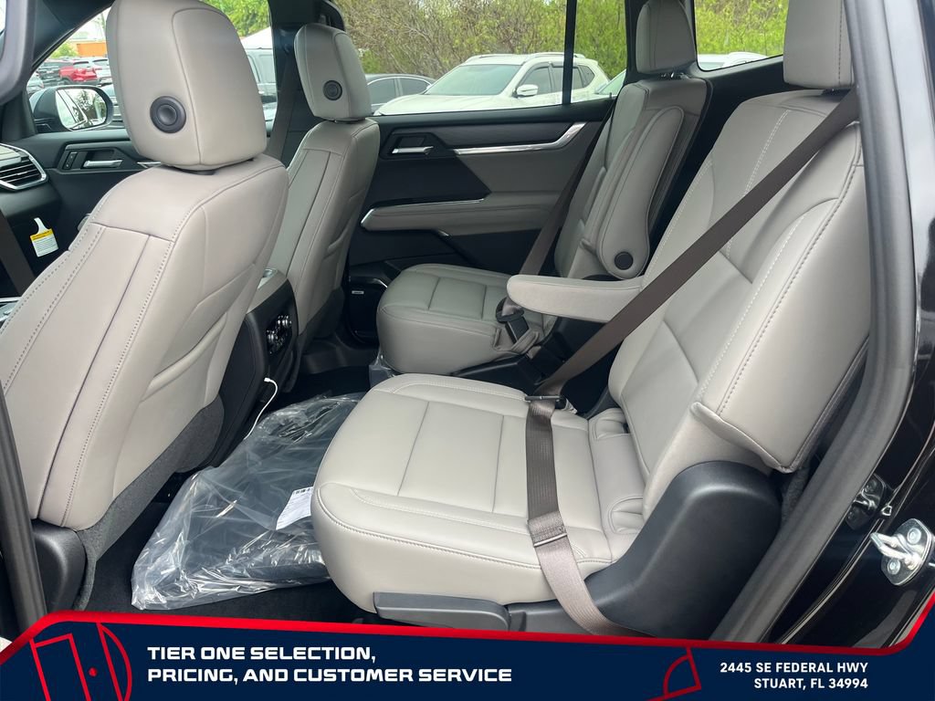 New 2026 GMC Acadia Elevation w/ Black Edition FWD image 11