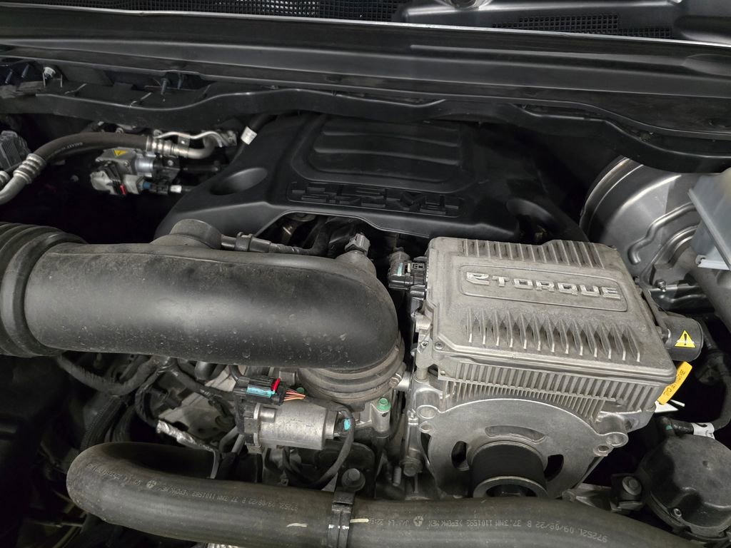 Certified 2022 RAM 1500 Laramie AWD/4WD image 14