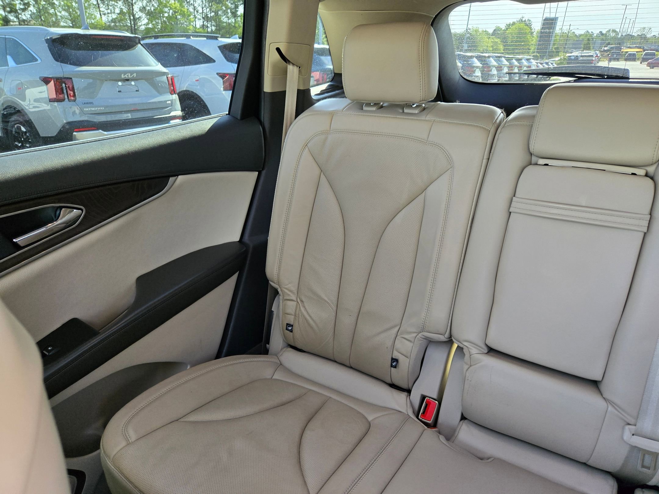 Used 2016 Lincoln MKX Reserve image 12