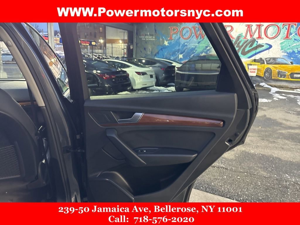 Used 2022 Audi Q5 2.0T Premium image 18