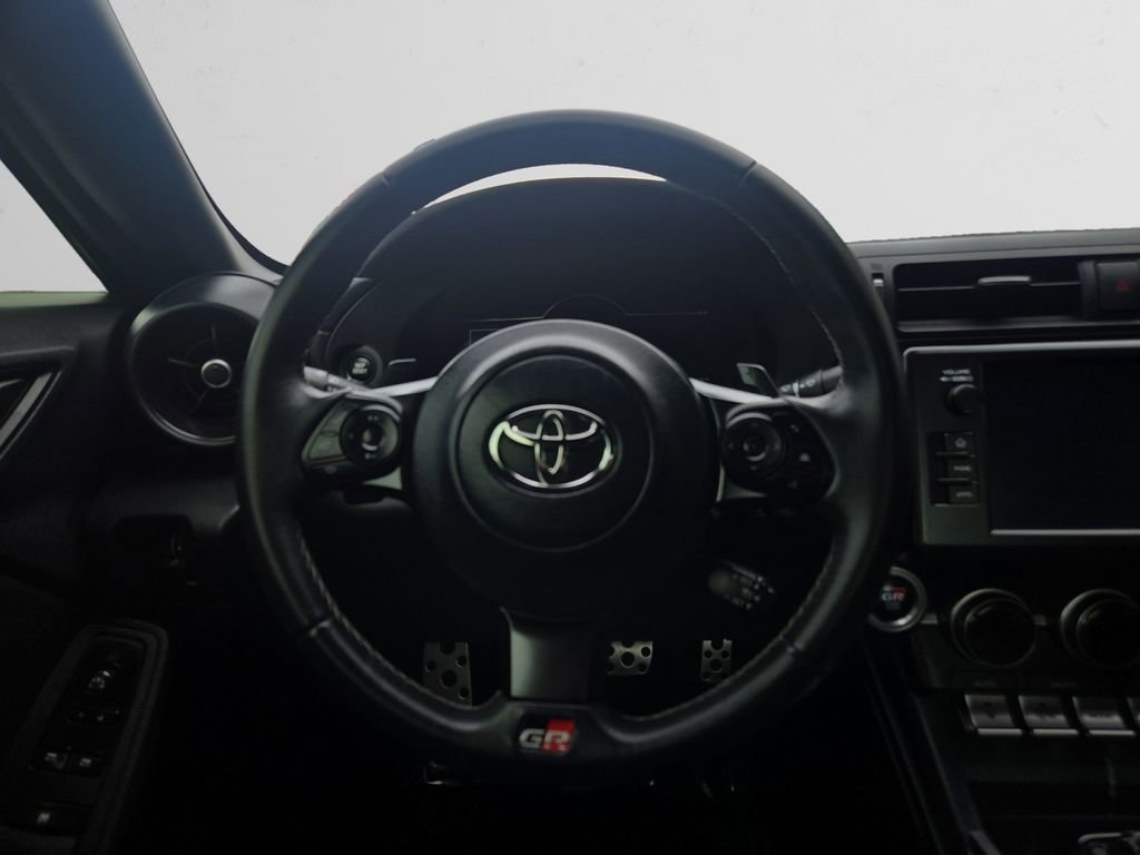 Used 2022 Toyota GR86 Premium image 13