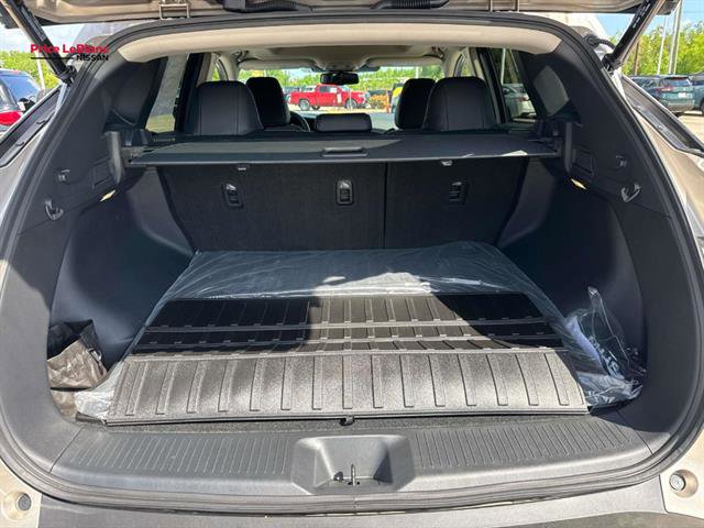 Used 2025 Nissan Murano SL w/ Cargo Package image 16