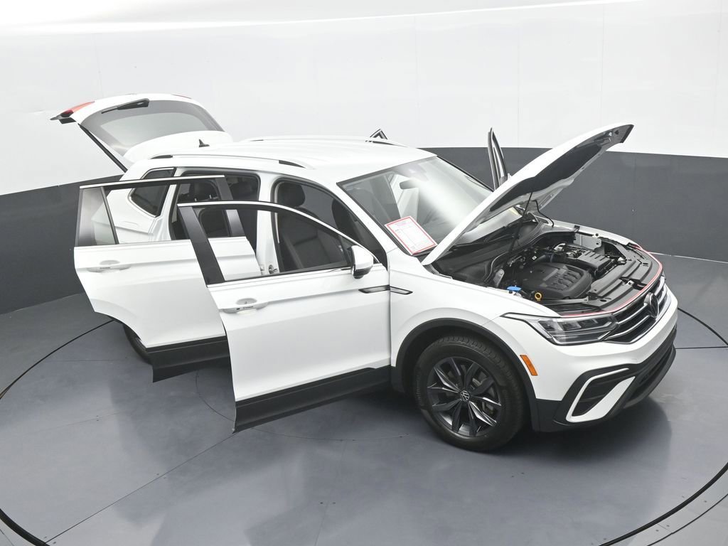 Used 2022 Volkswagen Tiguan SE image 71