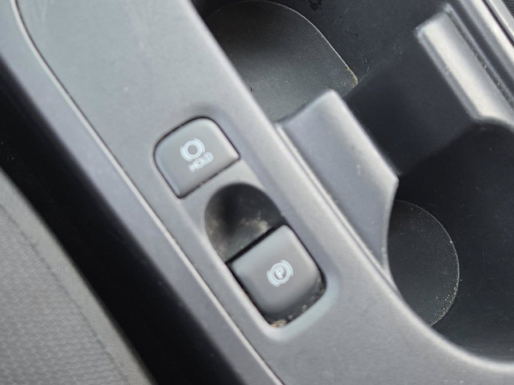 Used 2025 Toyota Corolla LE FWD image 4