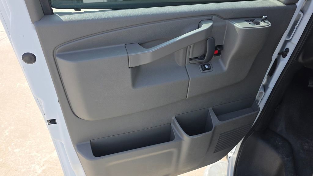 Used 2024 Chevrolet Express 2500 w/ Driver Convenience Package image 13