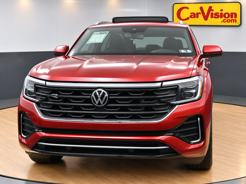 Used 2024 Volkswagen Atlas Cross Sport SEL R-Line AWD/4WD image 4