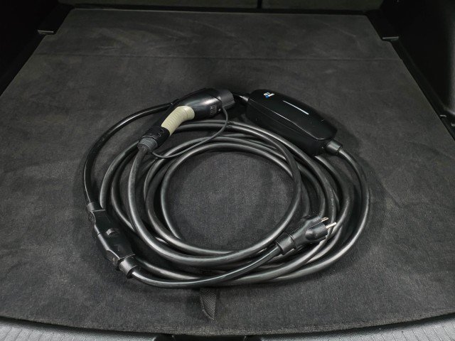 Used 2025 Chevrolet Equinox EV LT w/ Convenience Package FWD image 37