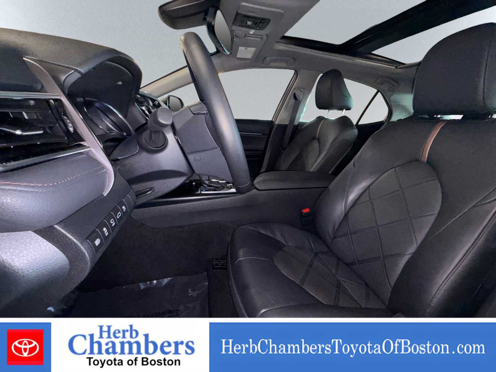 Used 2018 Toyota Camry XLE w/ Driver Assist Package FWD image 7