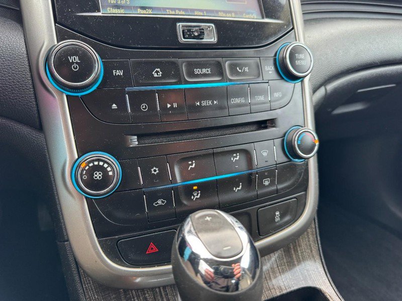 Used 2014 Chevrolet Malibu LT image 16