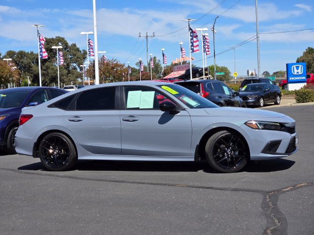 Used 2022 Honda Civic Sport image 3