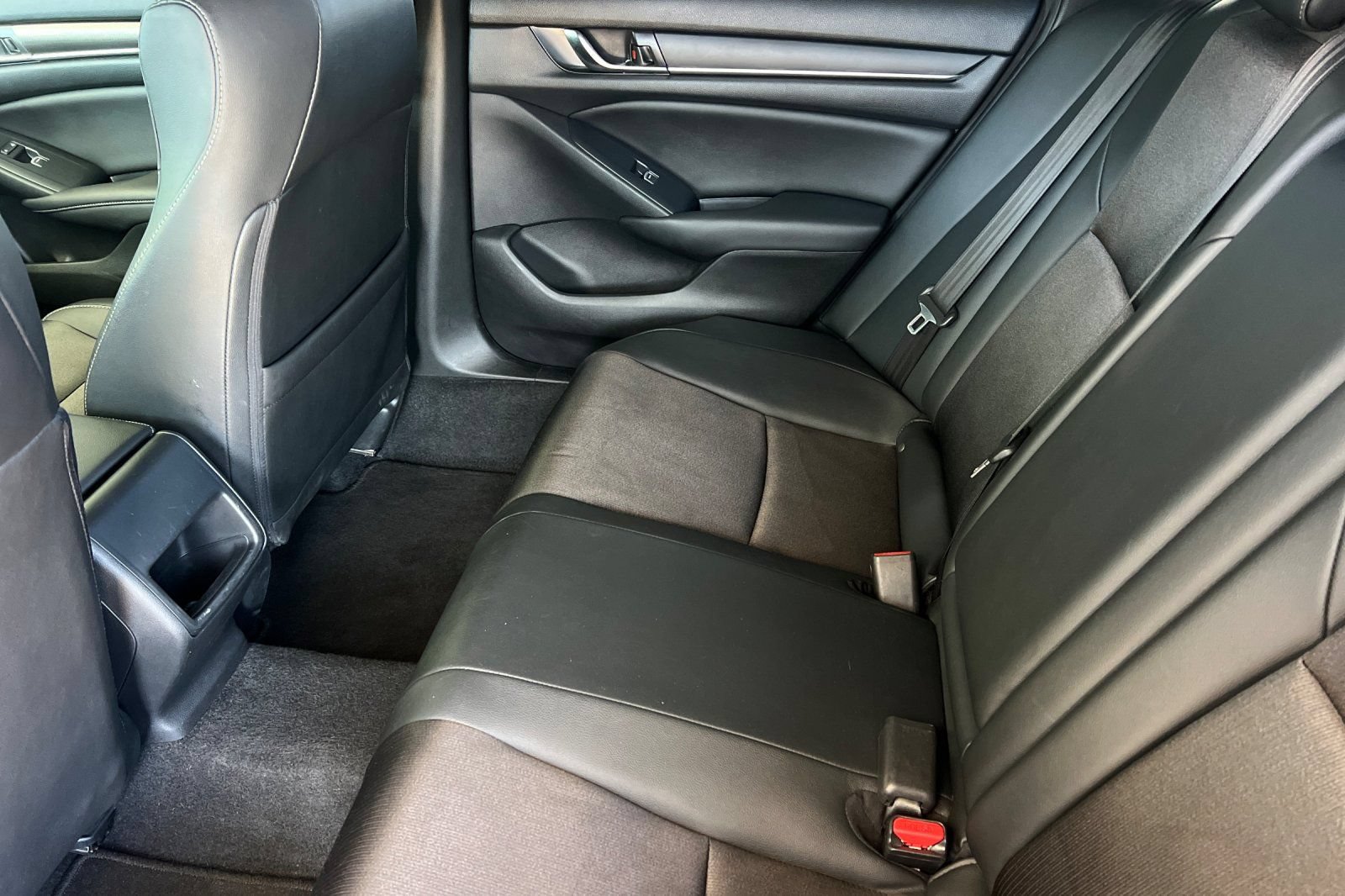Used 2020 Honda Accord Sport image 15