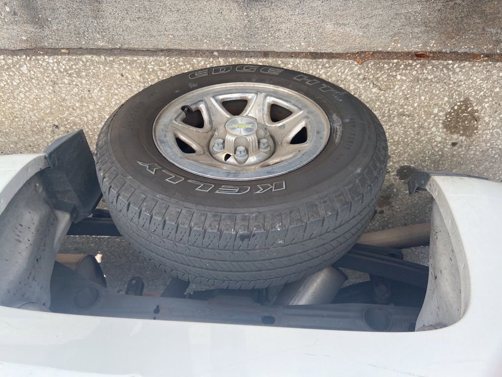 Used 2015 Chevrolet Silverado 1500 LS w/ Trailering Package image 12