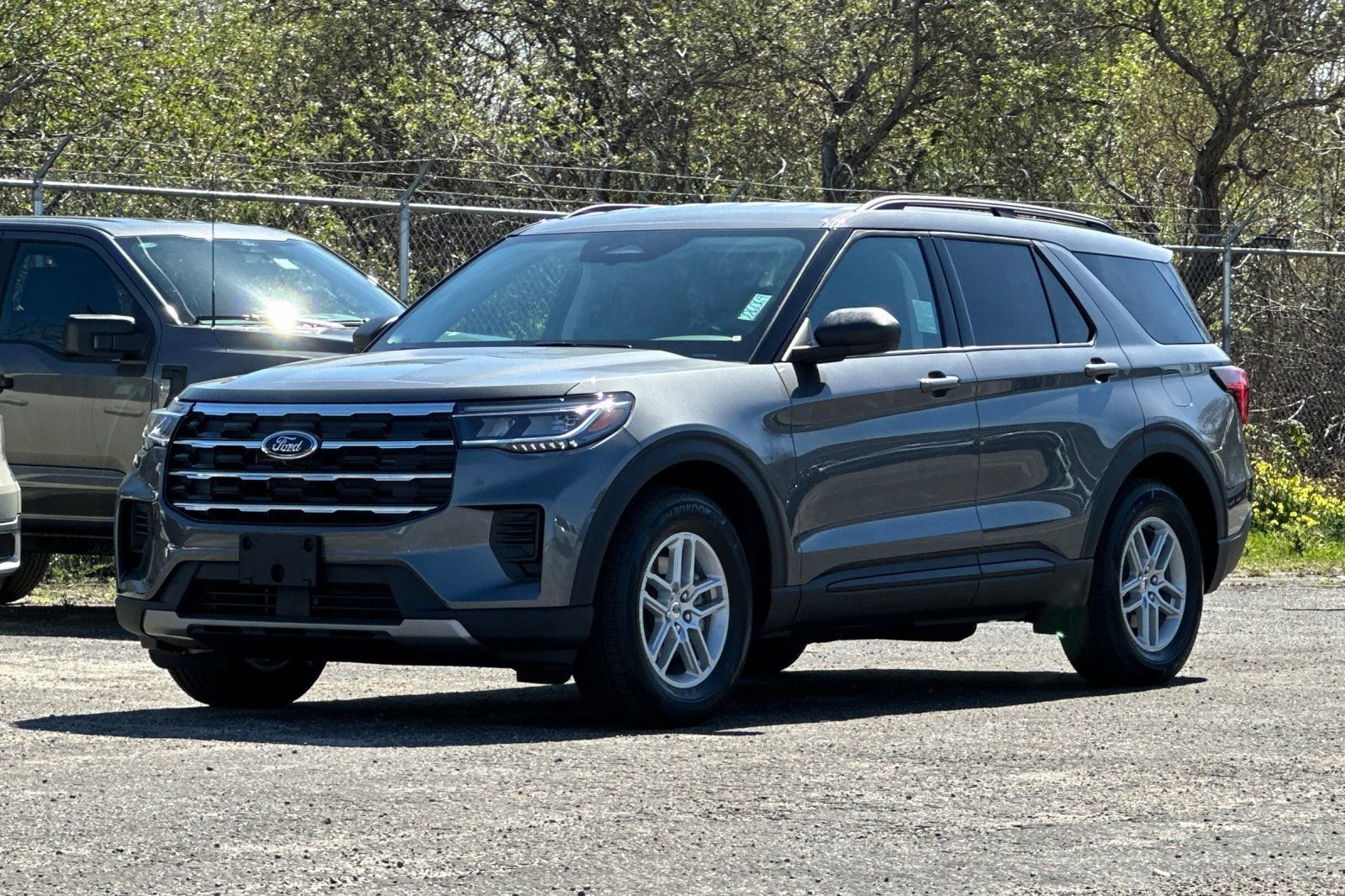 New 2026 Ford Explorer Active image 7
