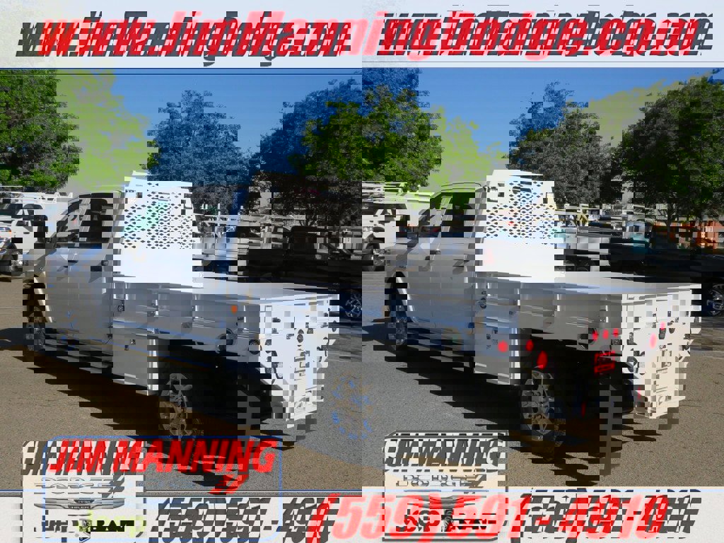 New 2024 RAM 3500 Tradesman w/ Chrome Appearance Group