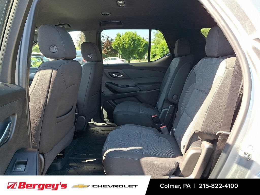 Used 2023 Chevrolet Traverse LT w/ LPO, Floor Liner Package AWD/4WD image 12
