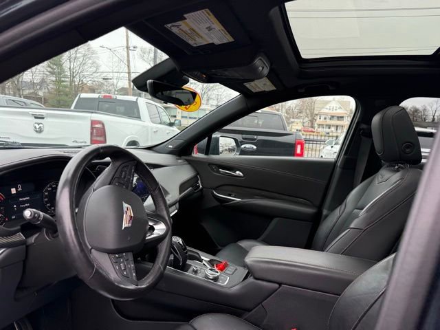 Used 2019 Cadillac XT4 Sport image 15