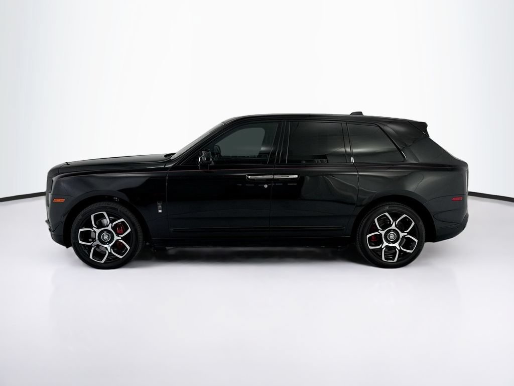Certified 2022 Rolls-Royce Cullinan Black Badge w/ Dark Exterior Package AWD/4WD image 8