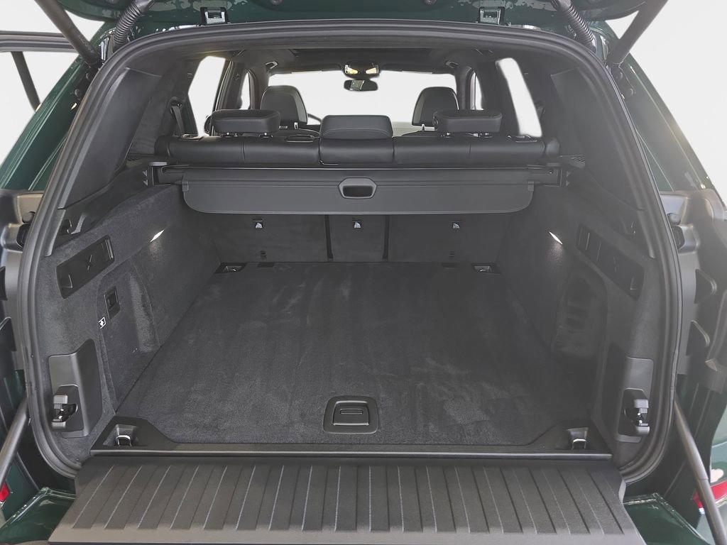 New 2026 BMW X5 M60i w/ Executive Package image 22