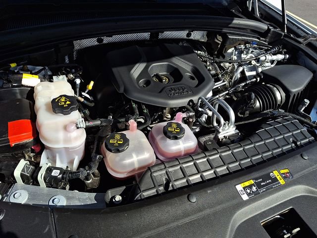 Used 2022 Jeep Grand Cherokee Summit AWD/4WD image 28