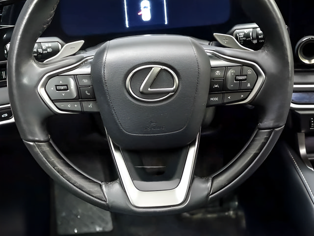 Used 2025 Lexus RX 350 Premium w/ Accessory Package AWD/4WD image 15