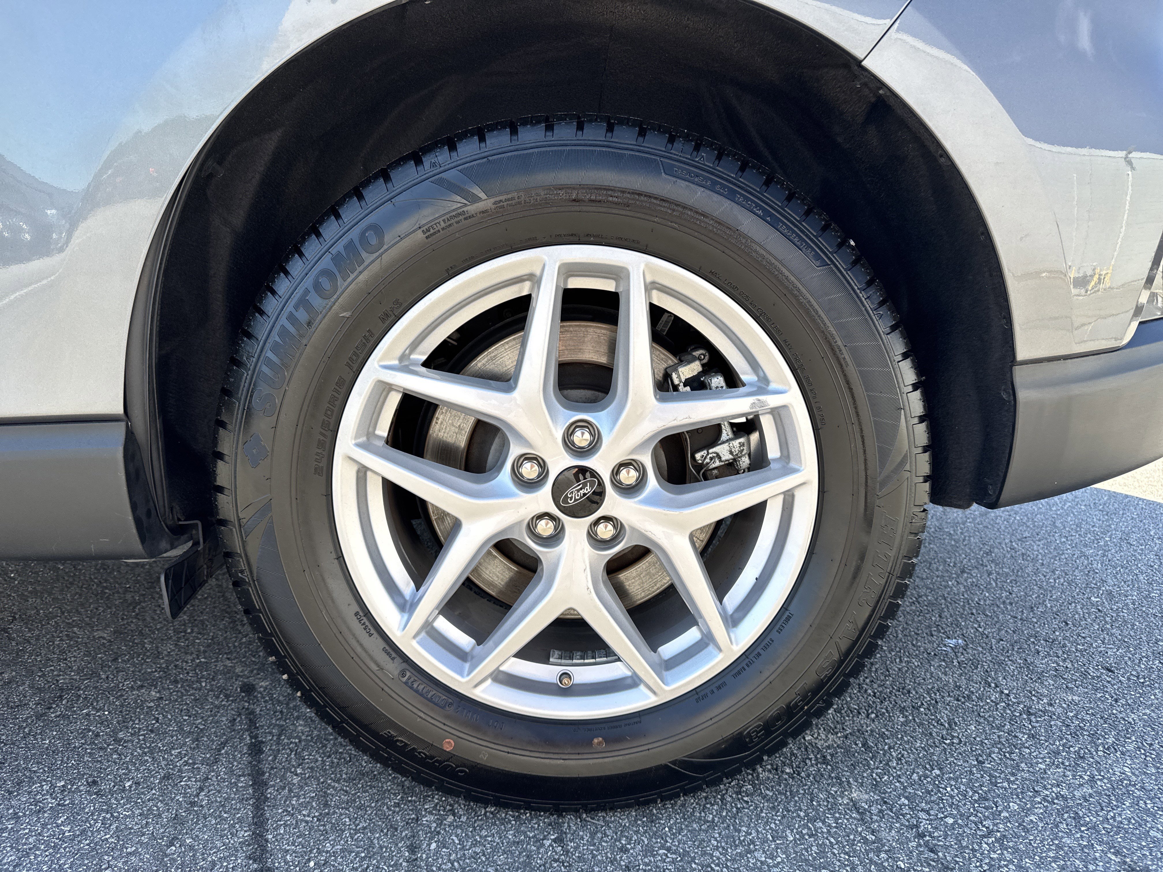 Used 2023 Ford Edge SEL image 13