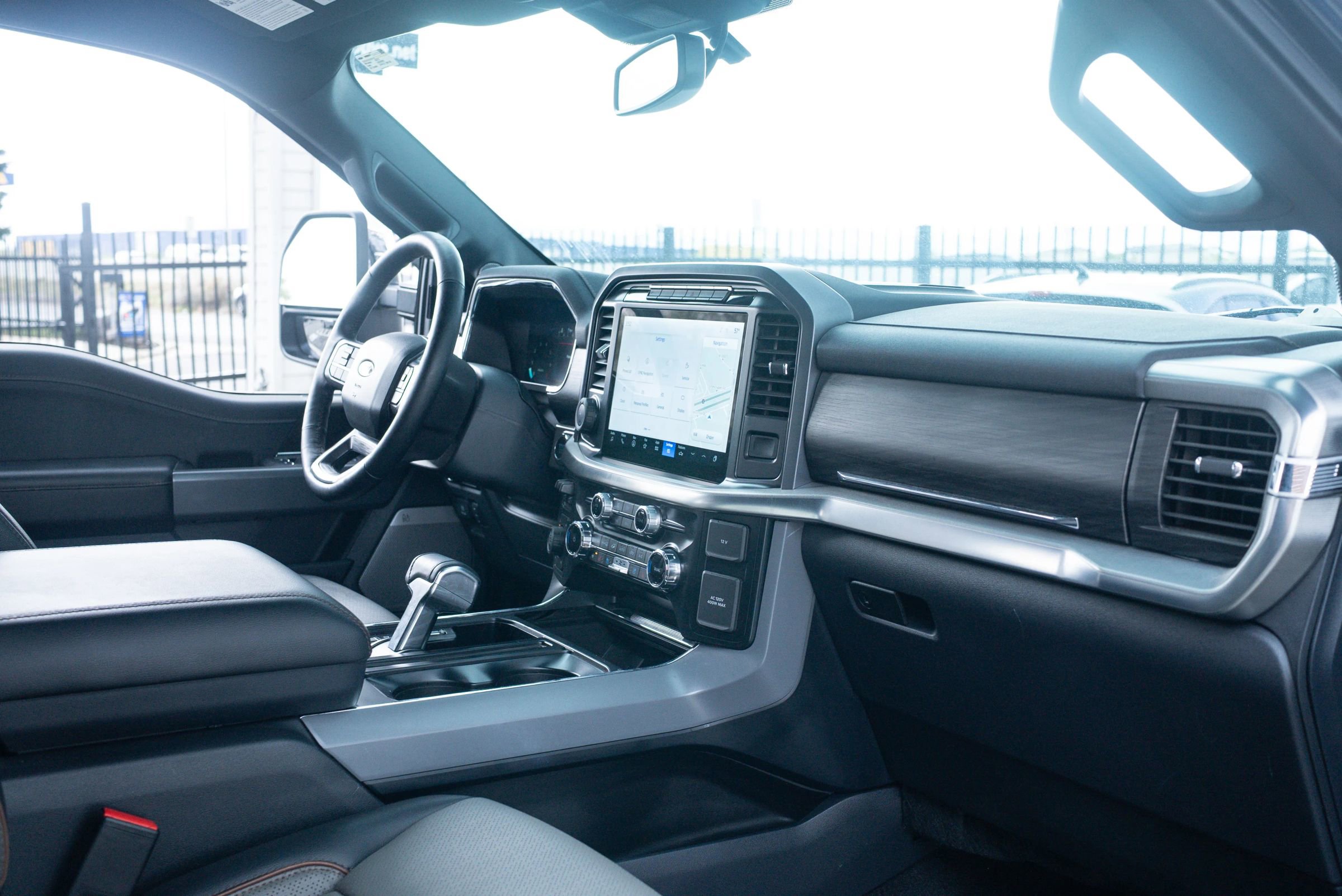 Used 2024 Ford F150 Lariat w/ Bed Utility Package image 21