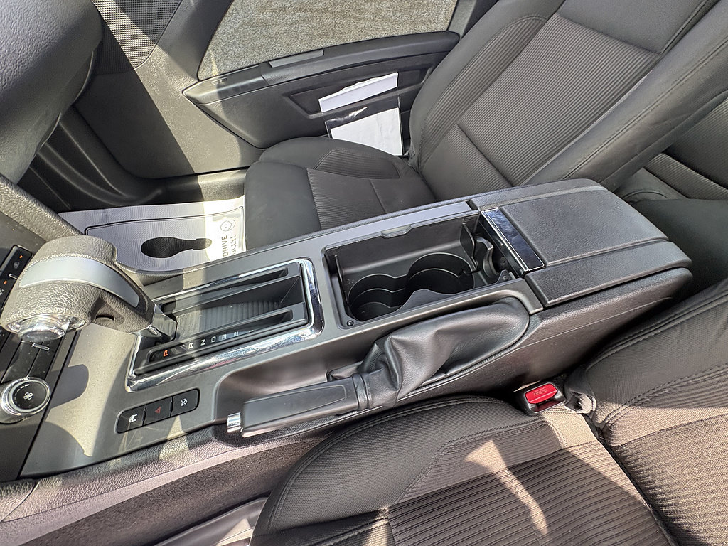Used 2010 Ford Mustang Coupe RWD image 21