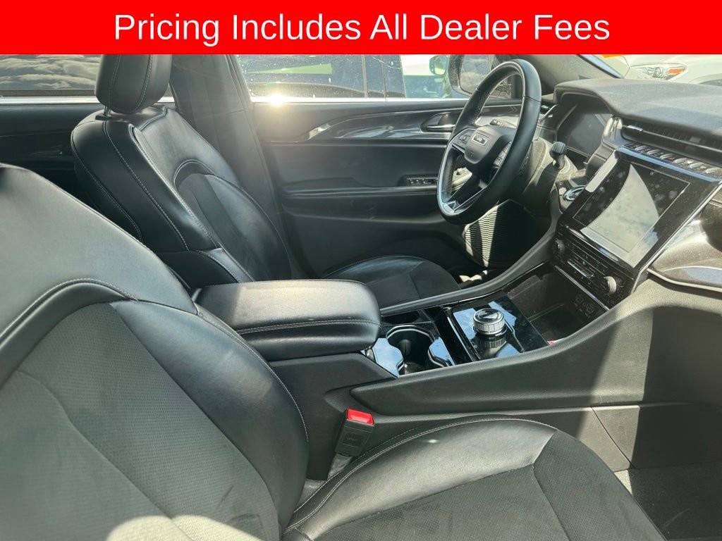 Used 2021 Jeep Grand Cherokee L Laredo AWD/4WD image 6