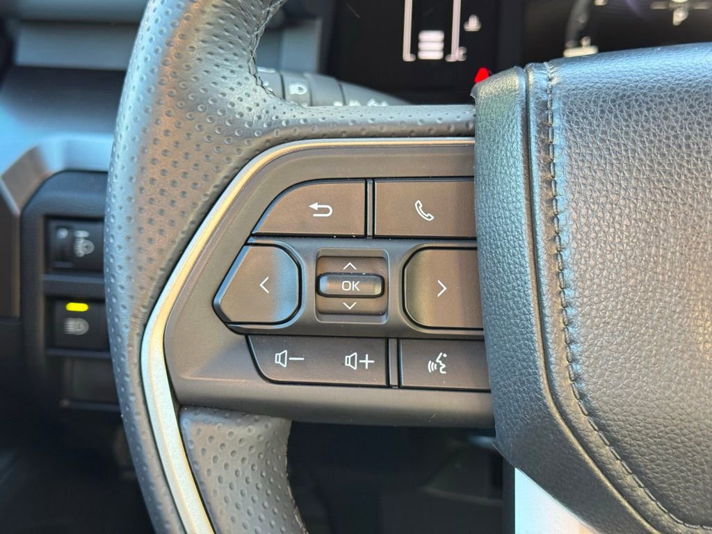 Used 2025 Toyota 4Runner SR5 image 22