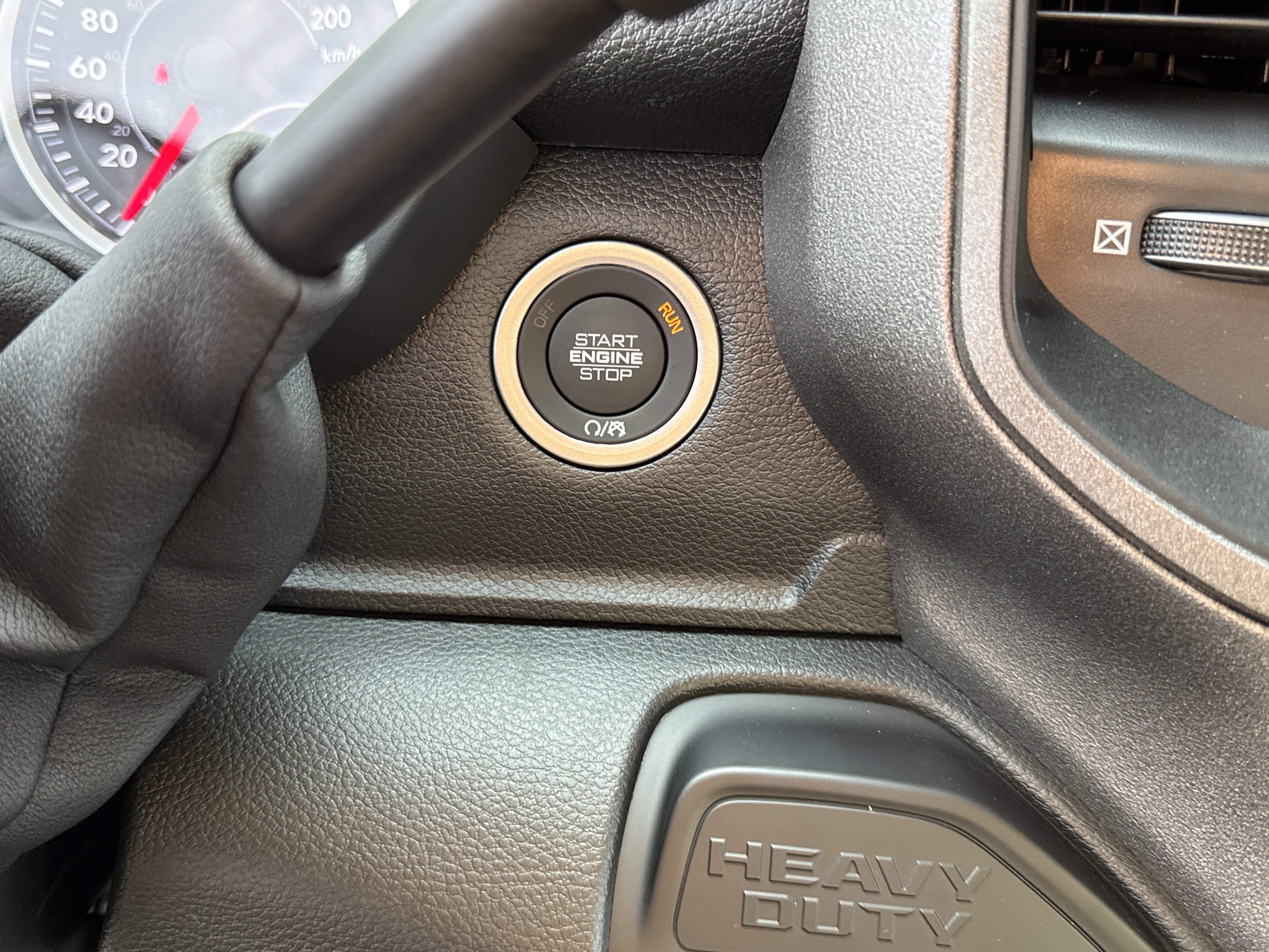 New 2026 RAM 2500 Tradesman AWD/4WD image 28