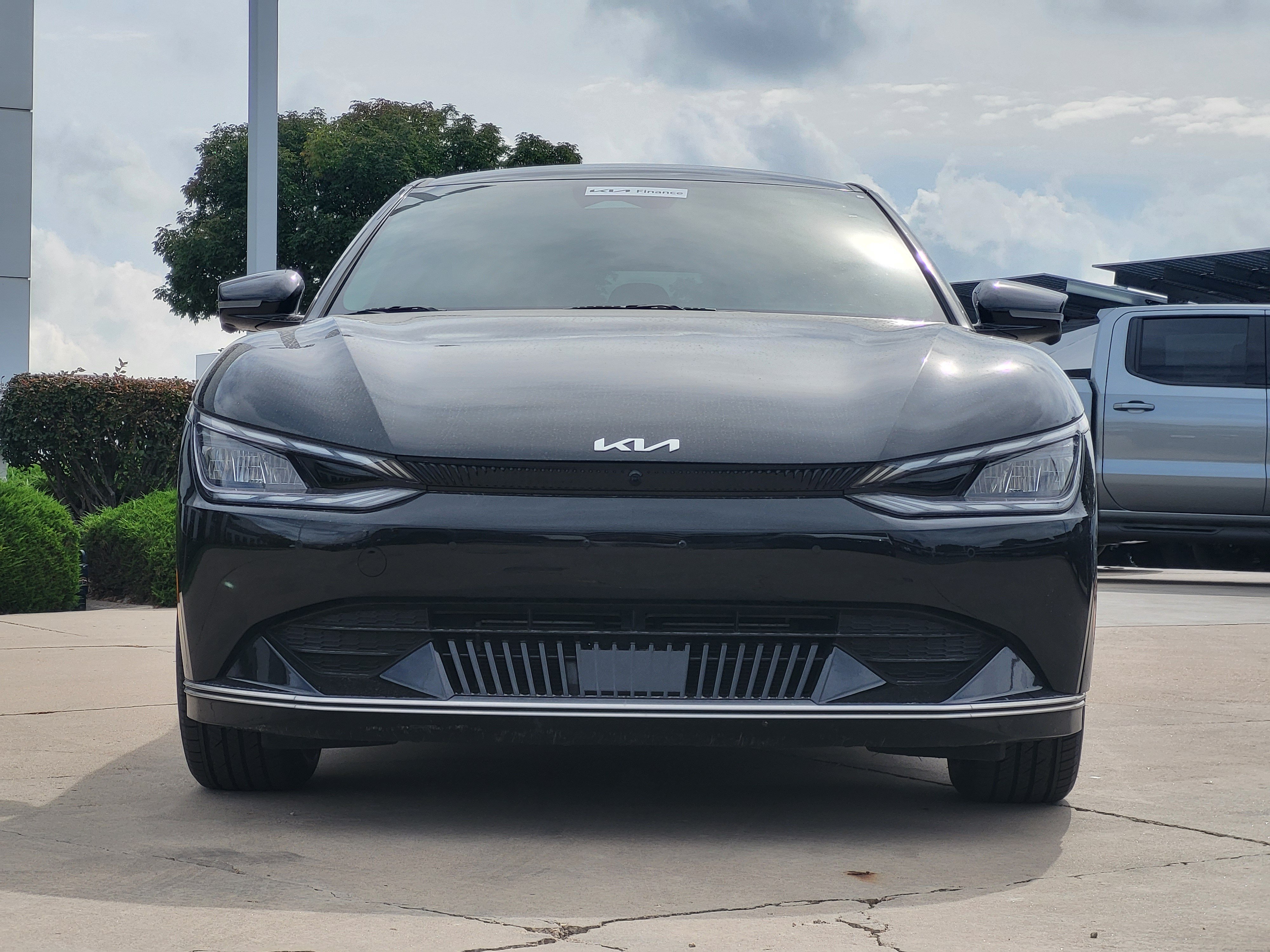 Used 2023 Kia EV6 Wind w/ Wind Technology Package AWD/4WD image 2