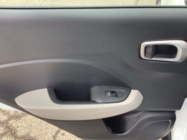 Certified 2026 Hyundai Venue SEL image 21