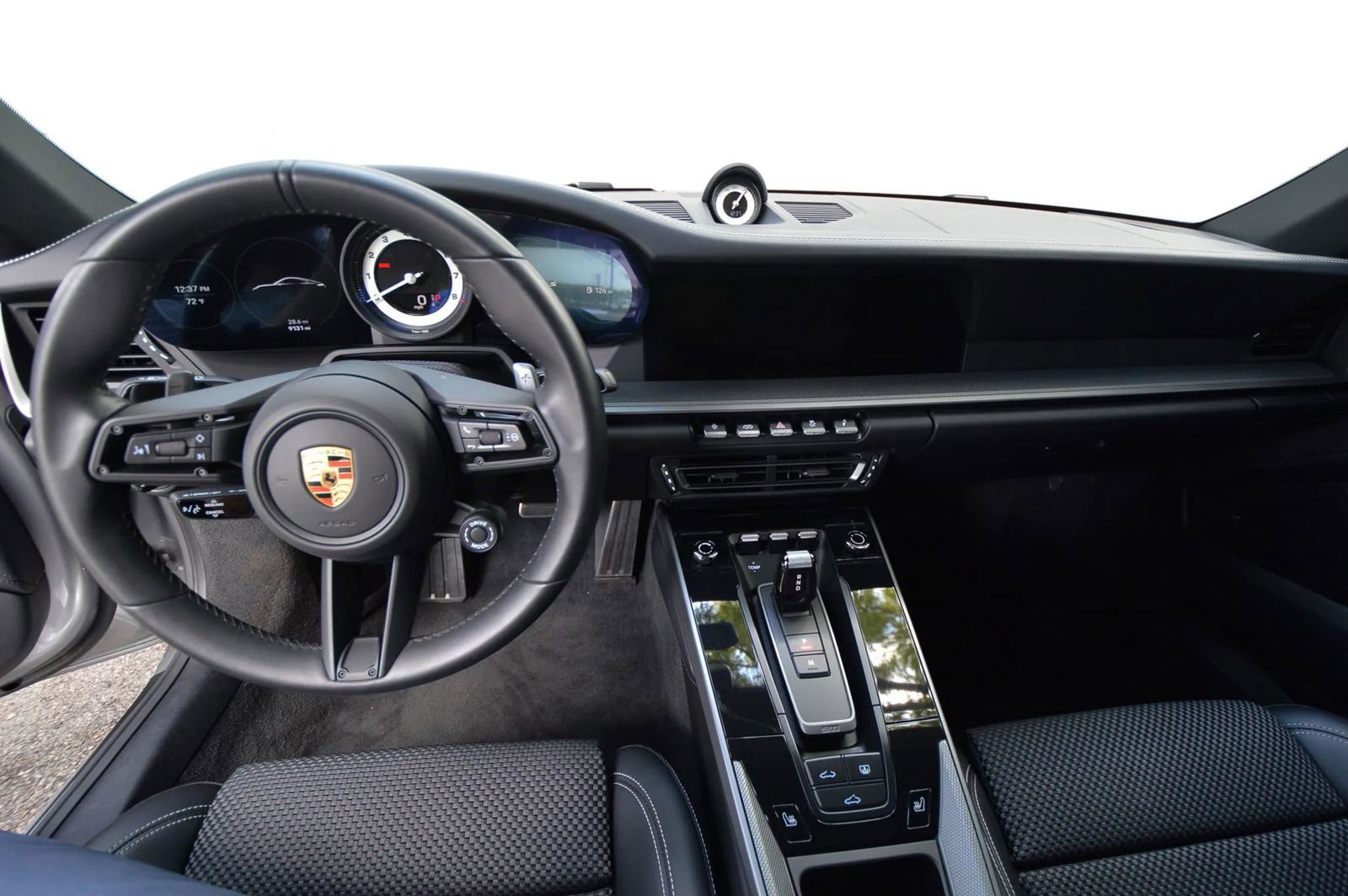 Used 2024 Porsche 911 Carrera 4S image 31