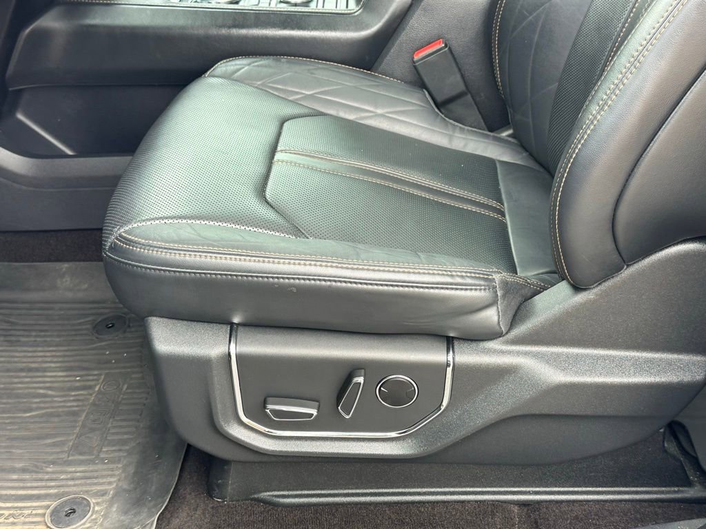 Used 2023 Ford Expedition Max Platinum AWD/4WD image 15