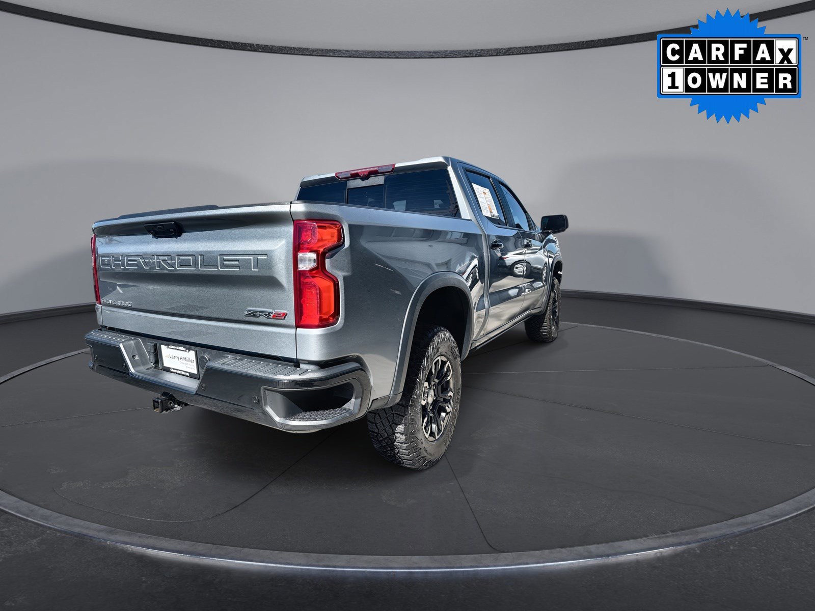 Used 2024 Chevrolet Silverado 1500 ZR2 w/ Technology Package image 7