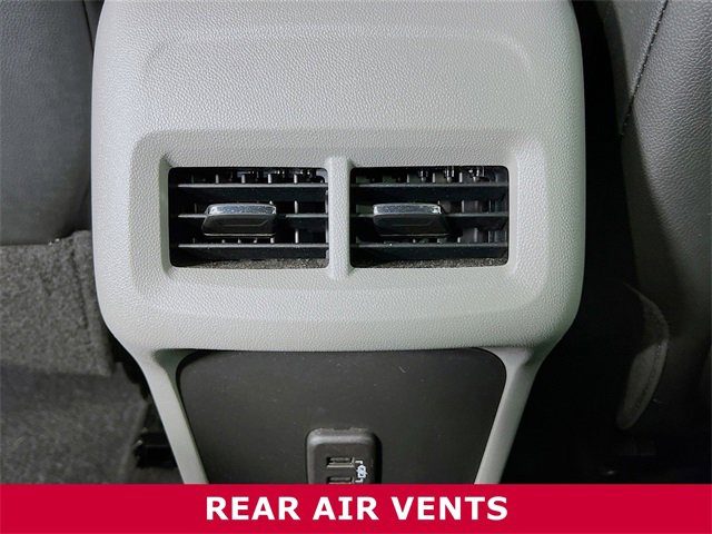 Used 2023 GMC Terrain SLT w/ Infotainment Package II image 26